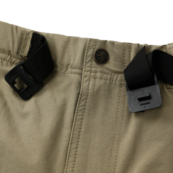 Stretch shorts with buckle belt